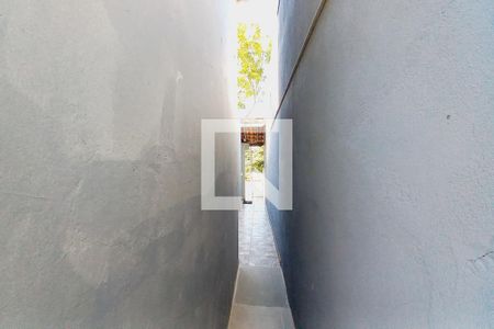 Casa à venda com 160m², 4 quartos e 2 vagasCorredor Área