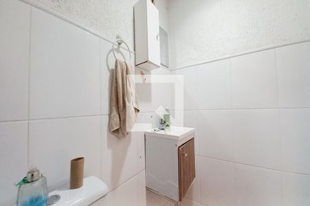 Casa à venda com 160m², 4 quartos e 2 vagasBanheiro