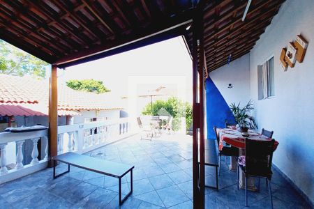 Casa à venda com 160m², 4 quartos e 2 vagasÁrea comum - Churrasqueira