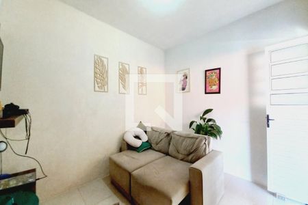 Casa à venda com 160m², 4 quartos e 2 vagasSala