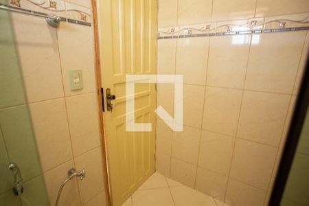 Casa à venda com 150m², 4 quartos e 2 vagas Casa à venda com 150m², 4 quartos e 2 vagasEdícula Banheiro