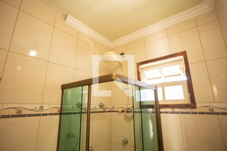 Casa à venda com 150m², 4 quartos e 2 vagas Casa à venda com 150m², 4 quartos e 2 vagasEdícula Banheiro