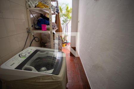 Casa à venda com 150m², 4 quartos e 2 vagas Casa à venda com 150m², 4 quartos e 2 vagasÁrea de Serviço