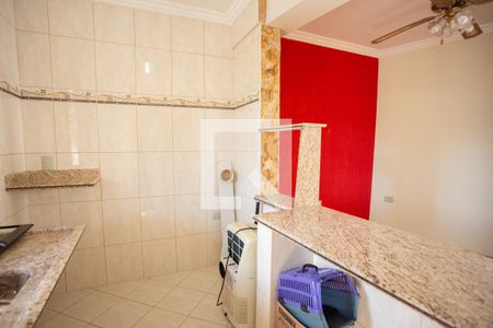 Casa à venda com 150m², 4 quartos e 2 vagas Casa à venda com 150m², 4 quartos e 2 vagasEdícula Cozinha
