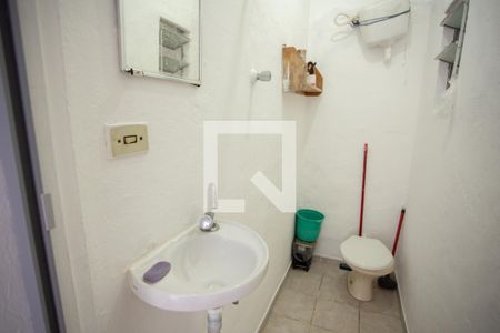 Casa à venda com 150m², 4 quartos e 2 vagas Casa à venda com 150m², 4 quartos e 2 vagasBanheiro 2