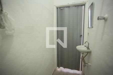 Casa à venda com 150m², 4 quartos e 2 vagas Casa à venda com 150m², 4 quartos e 2 vagasBanheiro 2