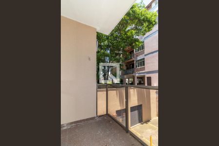 Varanda da Sala de apartamento à venda com 2 quartos, 74m² em Bom Jesus, Porto Alegre
