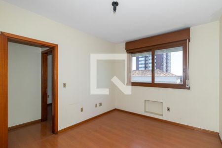 Quarto de apartamento à venda com 2 quartos, 74m² em Bom Jesus, Porto Alegre