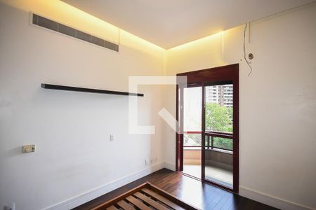 Apartamento à venda com 450m², 4 quartos e 5 vagasSuíte 1
