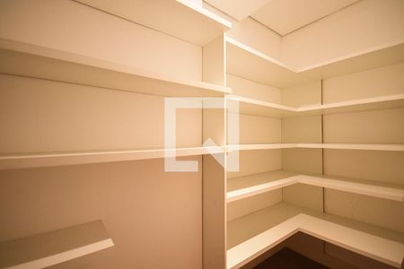 Apartamento à venda com 450m², 4 quartos e 5 vagasArmário da Prataria