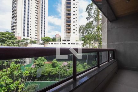 Apartamento à venda com 450m², 4 quartos e 5 vagasVaranda da Suíte 2