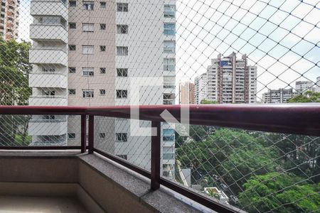 Apartamento à venda com 450m², 4 quartos e 5 vagasVaranda da Suíte 1