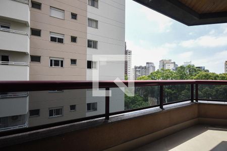 Apartamento à venda com 450m², 4 quartos e 5 vagasVaranda 1 da Suíte 4