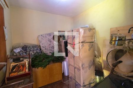 Casa à venda com 340m², 4 quartos e 5 vagas Casa à venda com 340m², 4 quartos e 5 vagasQuarto da Edícula