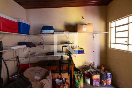 Casa à venda com 340m², 4 quartos e 5 vagas Casa à venda com 340m², 4 quartos e 5 vagasCozinha da Edícula