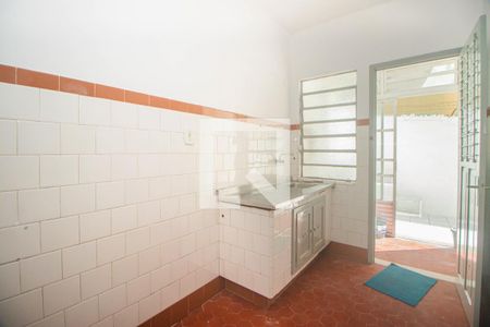 Apartamento à venda com 58m², 1 quarto e sem vagaCozinha e Área de Serviço