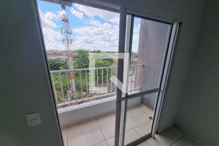 Sacada de apartamento para alugar com 2 quartos, 50m² em Ipiranga, Ribeirão Preto