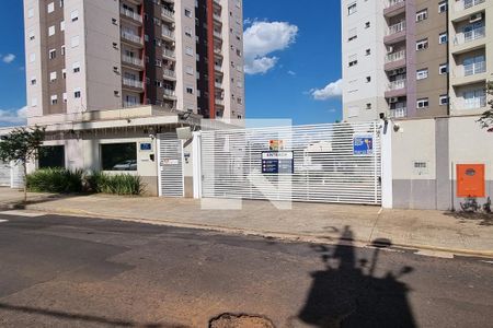 Apartamento para alugar com 50m², 2 quartos e 1 vaga Apartamento para alugar com 50m², 2 quartos e 1 vagaFachada