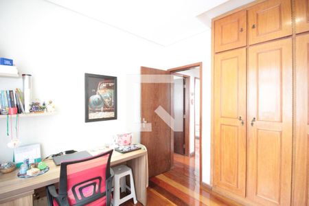 Quarto 1 de apartamento à venda com 3 quartos, 67m² em Santa Rosa, Belo Horizonte