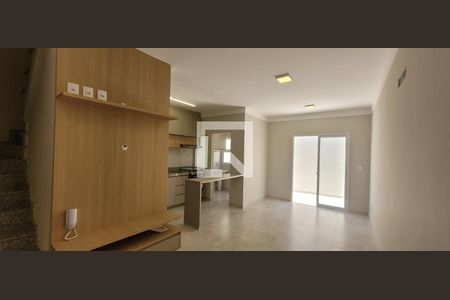 Sala de casa de condomínio à venda com 3 quartos, 105m² em Chácara Primavera, Campinas