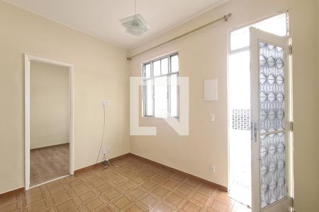 Sala de casa para alugar com 2 quartos, 90m² em Cascadura, Rio de Janeiro