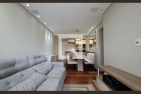 Sala de apartamento à venda com 2 quartos, 74m² em Campestre, Santo André