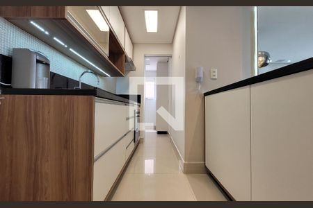 Apartamento à venda com 74m², 2 quartos e 2 vagas Apartamento à venda com 74m², 2 quartos e 2 vagasCozinha