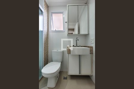 Apartamento à venda com 74m², 2 quartos e 2 vagas Apartamento à venda com 74m², 2 quartos e 2 vagasBanheiro da suíte