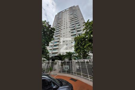 Apartamento à venda com 61m², 1 quarto e 1 vagaFachada