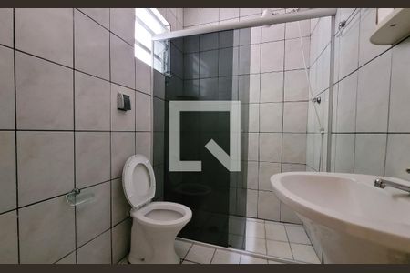 Banheiro de casa para alugar com 1 quarto, 72m² em Vila Joao Ramalho, Santo André