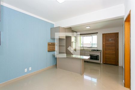 Sala e Cozinha de apartamento para alugar com 2 quartos, 42m² em Penha de França, São Paulo