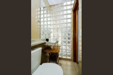 Banheiro de kitnet/studio para alugar com 1 quarto, 37m² em Vila Aprazível, Guarulhos