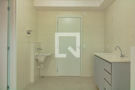 Sala/Cozinha de apartamento para alugar com 1 quarto, 27m² em Jardim Itacolomi, São Paulo