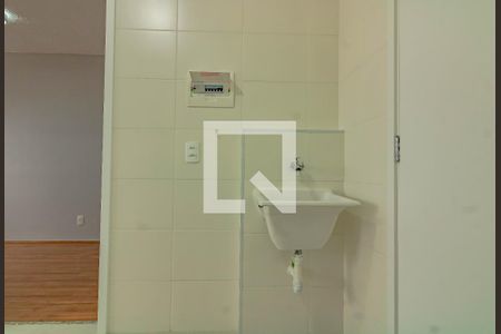 Área de Serviço de apartamento para alugar com 1 quarto, 27m² em Jardim Itacolomi, São Paulo