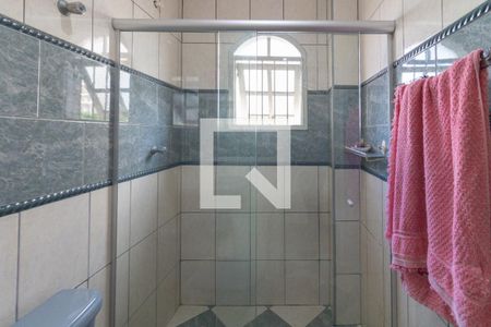 Casa à venda com 120m², 3 quartos e 2 vagasBanheiro