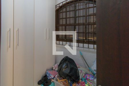 Casa à venda com 120m², 3 quartos e 2 vagasQuarto de Serviço