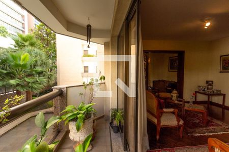 Varanda Sala de apartamento à venda com 4 quartos, 250m² em Itaim Bibi, São Paulo