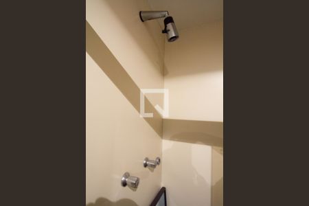 Apartamento para alugar com 250m², 4 quartos e 4 vagas Apartamento para alugar com 250m², 4 quartos e 4 vagasBanheiro da Suíte 1