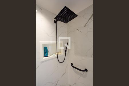 Apartamento para alugar com 250m², 4 quartos e 4 vagas Apartamento para alugar com 250m², 4 quartos e 4 vagasBanheiro da Suíte 4