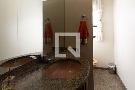 Apartamento para alugar com 250m², 4 quartos e 4 vagas Apartamento para alugar com 250m², 4 quartos e 4 vagasLavabo