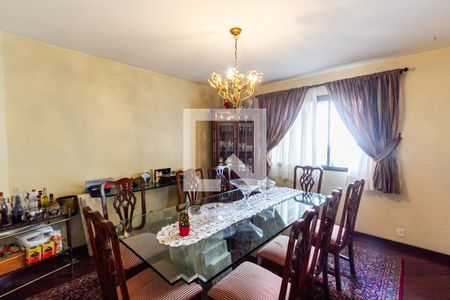 Apartamento para alugar com 250m², 4 quartos e 4 vagas Apartamento para alugar com 250m², 4 quartos e 4 vagasSala de Jantar