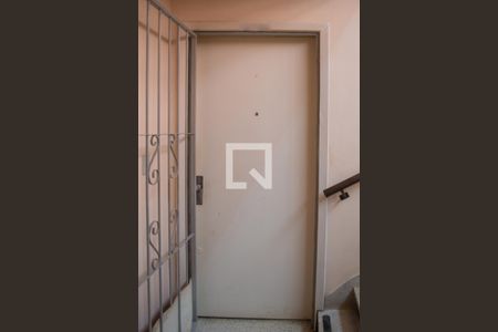 Apartamento para alugar com 38m², 1 quarto e sem vagaPorta do apartamento