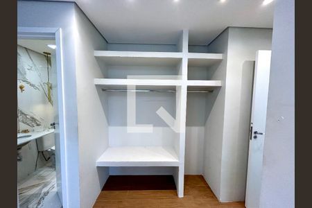 Suíte de apartamento à venda com 1 quarto, 66m² em Jardim Flor da Montanha, Guarulhos