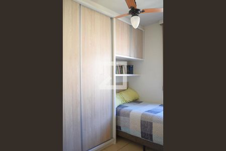 Quarto 2 de apartamento para alugar com 2 quartos, 58m² em Boa Vista, Curitiba