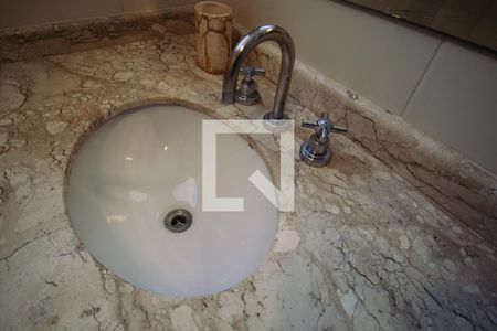 Apartamento para alugar com 154m², 4 quartos e 2 vagas Apartamento para alugar com 154m², 4 quartos e 2 vagasSuíte