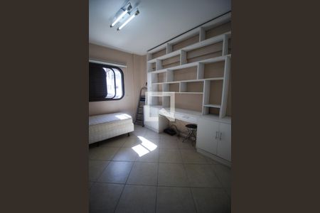 Apartamento para alugar com 154m², 4 quartos e 2 vagas Apartamento para alugar com 154m², 4 quartos e 2 vagasQuarto 2