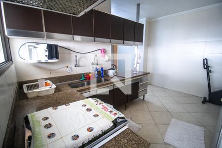 Apartamento para alugar com 154m², 4 quartos e 2 vagas Apartamento para alugar com 154m², 4 quartos e 2 vagasCozinha