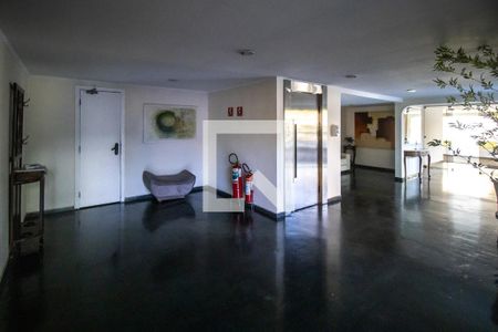 Apartamento para alugar com 154m², 4 quartos e 2 vagas Apartamento para alugar com 154m², 4 quartos e 2 vagasHall de entrada
