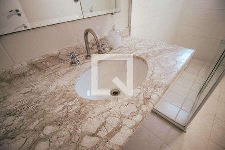 Apartamento para alugar com 154m², 4 quartos e 2 vagas Apartamento para alugar com 154m², 4 quartos e 2 vagasBanheiro Social