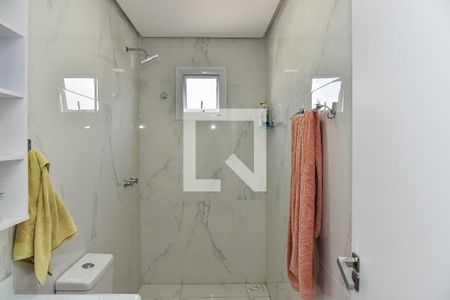 Casa à venda com 240m², 4 quartos e 2 vagasBanheiro